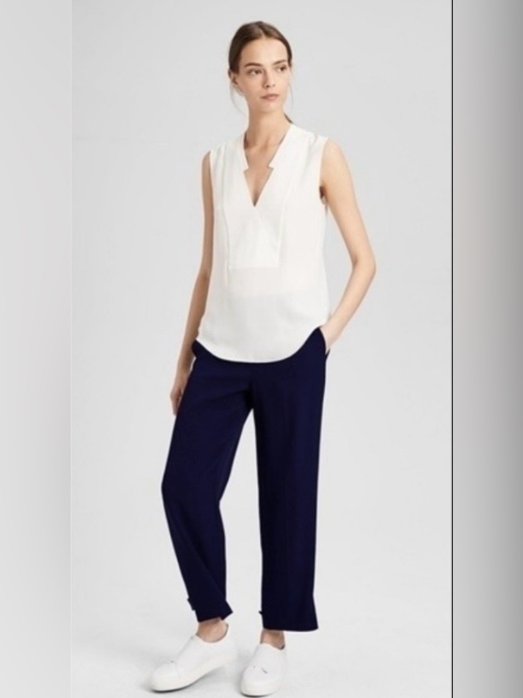 Theory Genie Cropped Wide Leg Trousers In Navy Size M